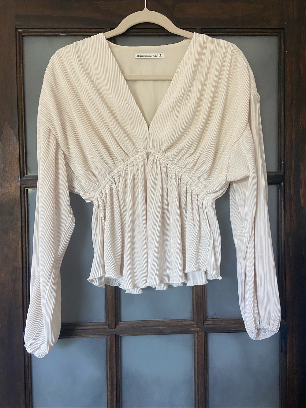 Abercrombie & Fitch Cream Pleated V-Neck Peplum Blouse